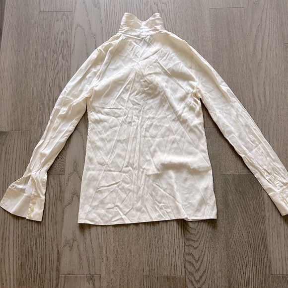 Ann Taylor silk blouse - Picture 3 of 4